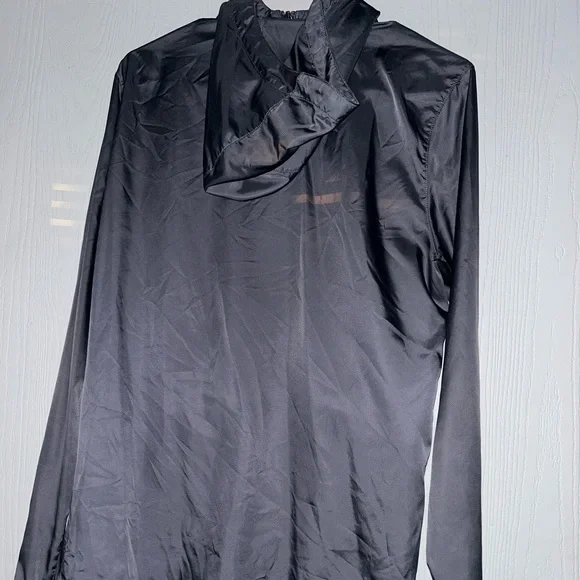 jacket - Picture 2 of 2